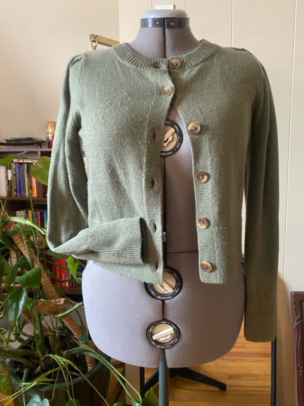 Moss Green Reitmans Sweater Ruched/Puffed Sleeve